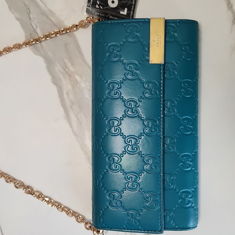 Gucci Embossed Wallet On A Chain With Free COA! Stunning Deep Aqua Color!